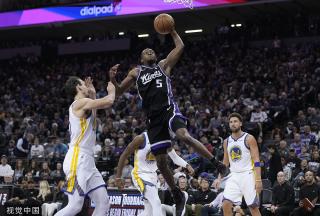 这位年轻的 这位年轻的