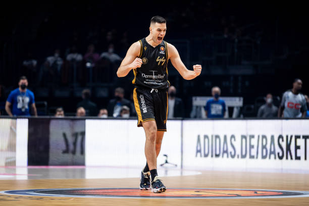 这一变化不 这一变化不